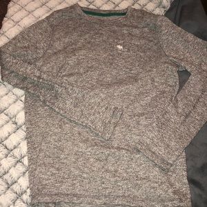A&F long sleeve tee. Gray. Like new. Sz 11/12